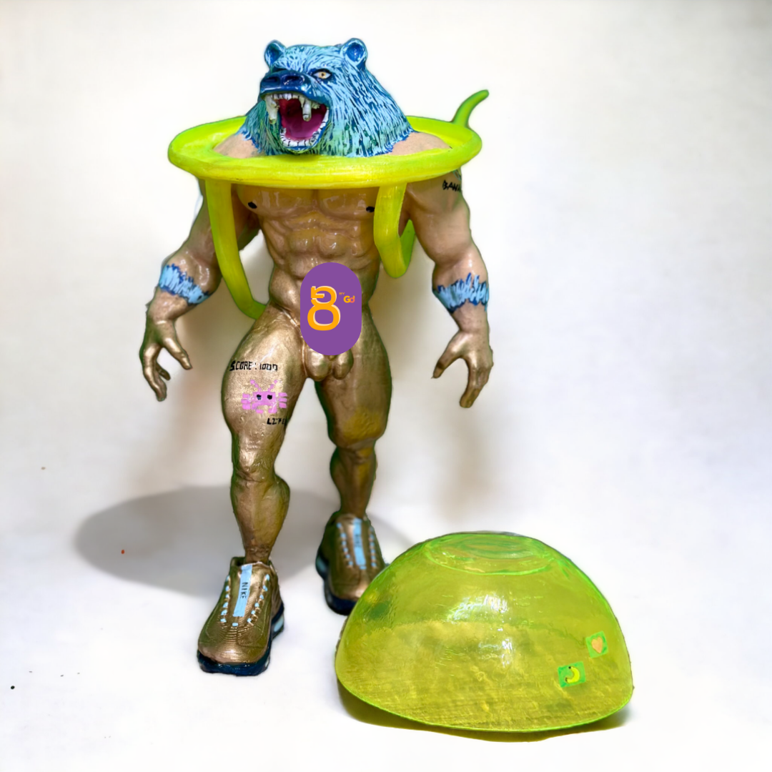 'Oso Espacial Verde con Casco Removible' by David Alonso